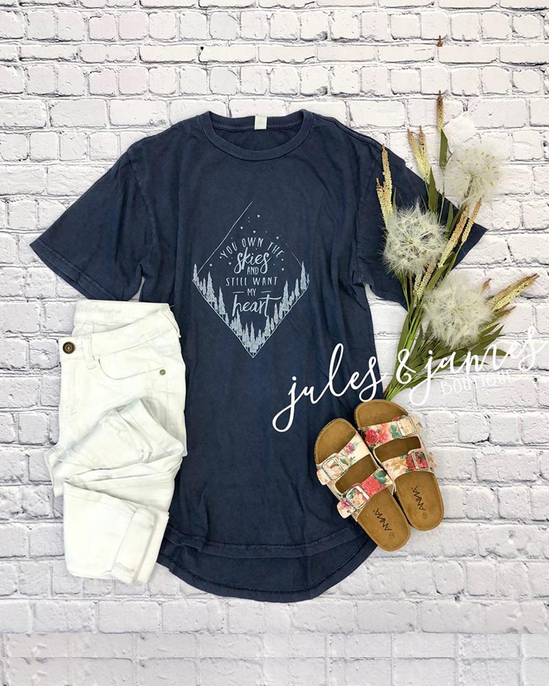 White jeans and black tee